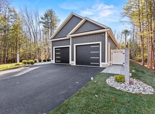 7 Dogwood Cir, Kennebunk, ME 04043