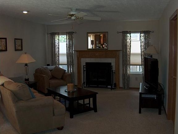 5th image of 4852 Cherry Bottom Ct