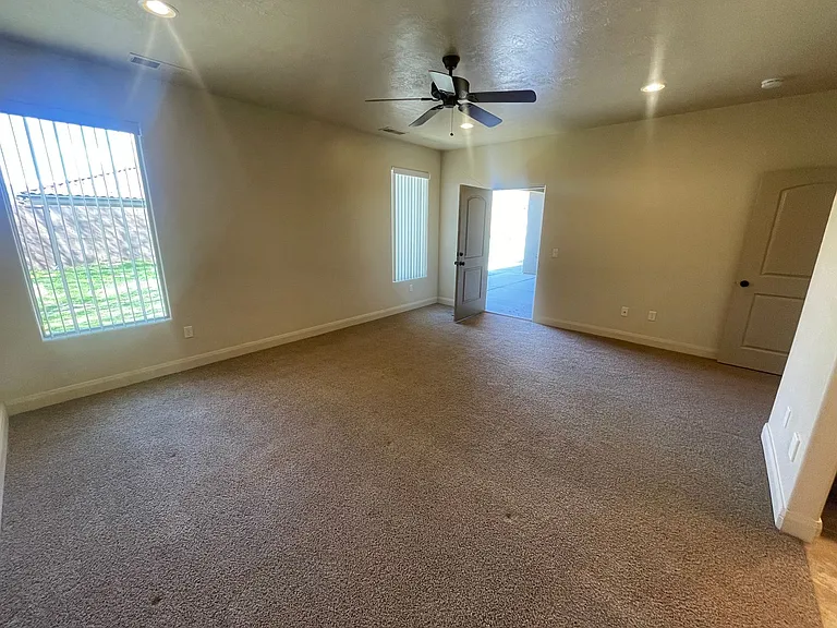 2799 E 1240 S — Photo 16
