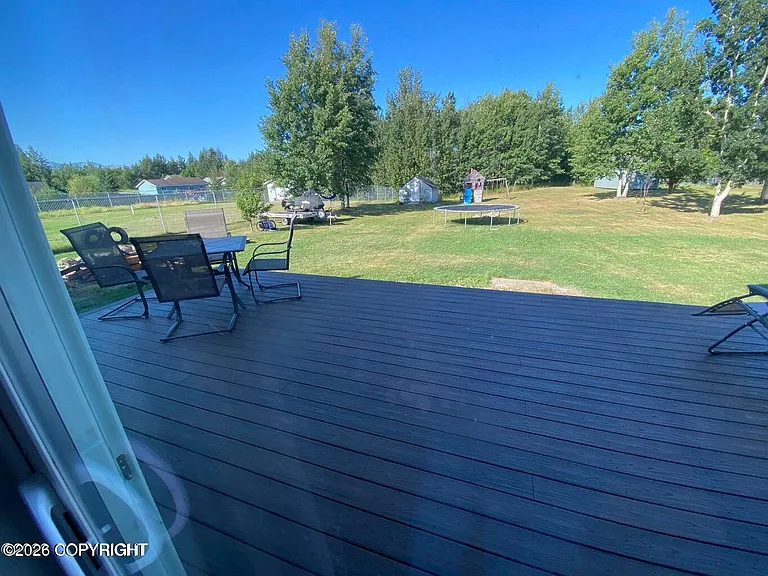 1204 S Frontier Dr — Photo 5