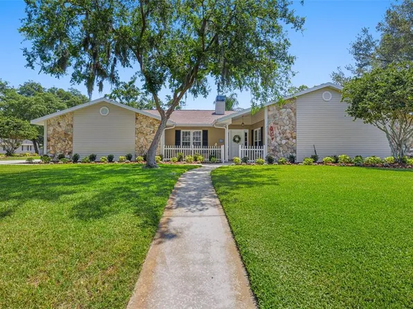 1309 Wallwood Dr, Brandon, FL 33510