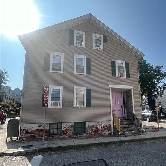 27 Mount Vernon St #2 — Photo 2