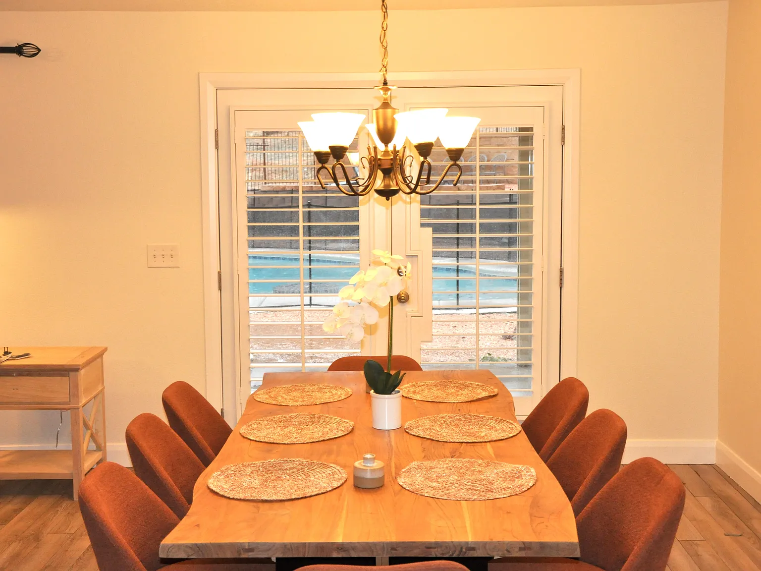 4 bed, $4,500 — Photo 3