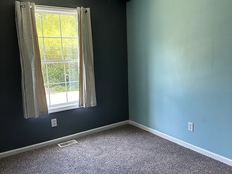 632 W Madison St — Photo 7