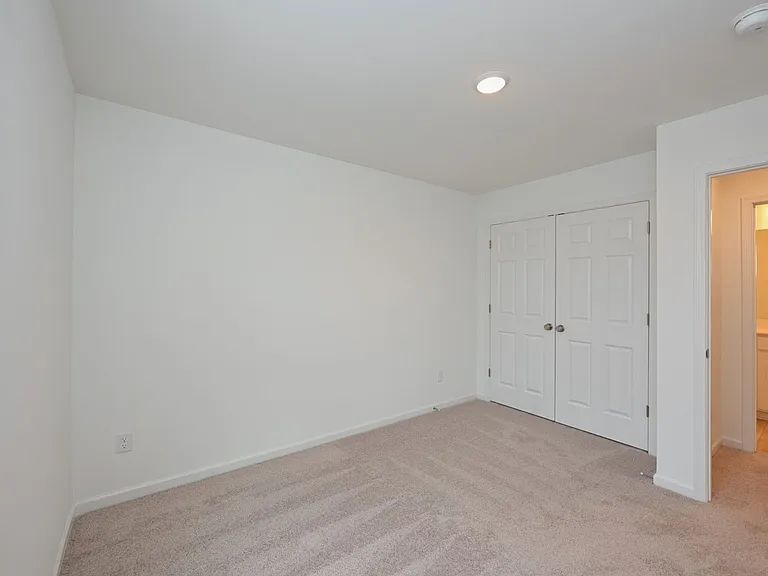 2900 Suzanne Landon Dr #E2 — Photo 36