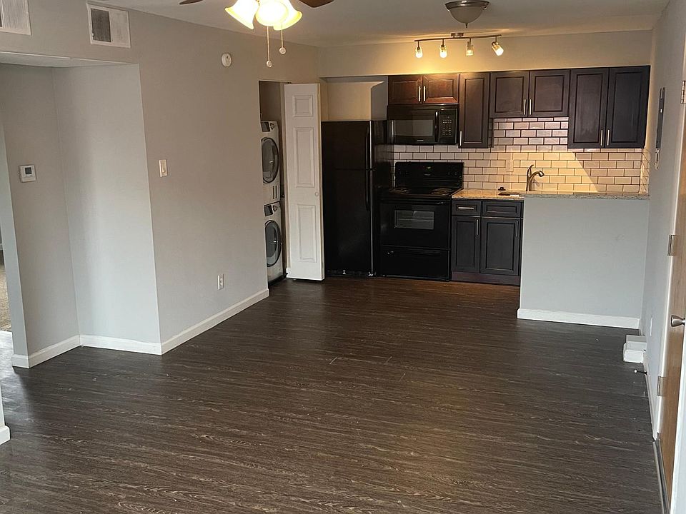 1st image of 7221 Anna Ave #L