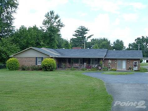 1st image of 526 E College Ave