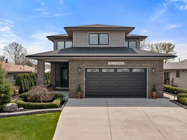 39611 Lakeshore Dr, Harrison Township, MI 48045
