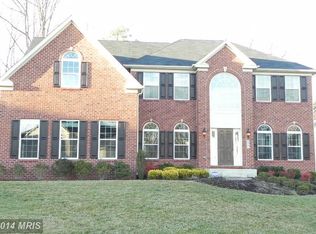 8401 Sweeney Dr, Clinton, MD 20735