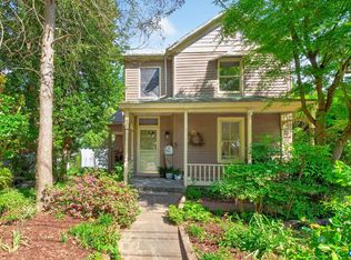 518 8th St NE, Charlottesville, VA 22902