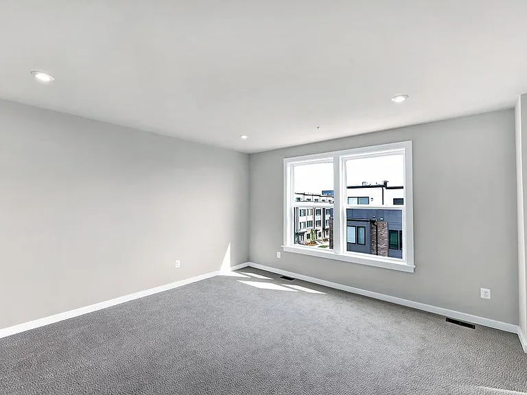 16124 Connors Way — Photo 32