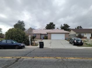 14208 La Paz Dr, Victorville, CA 92395