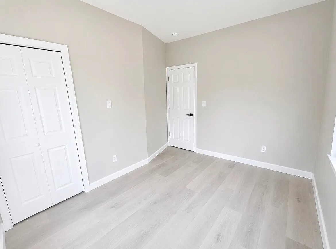 2 bed, 900 sqft, $1,100 — Photo 3