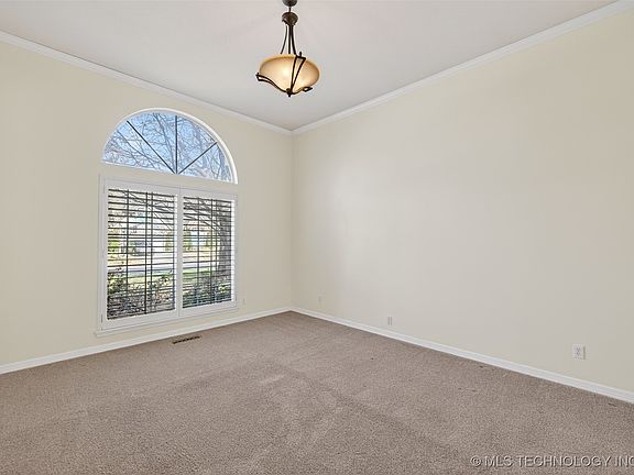 5th image of 5438 E 109th Pl