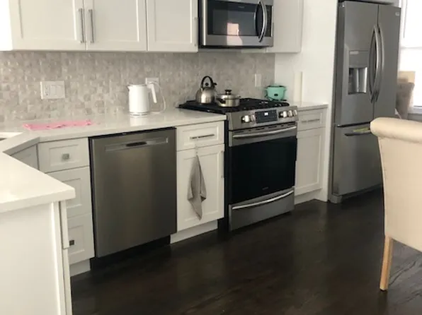 7 Strathmore Rd #1F, Brookline, MA 02445