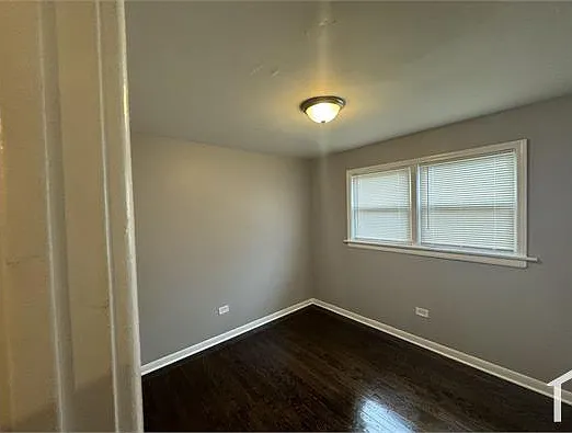 8223 S Exchange Ave #8 — Photo 7