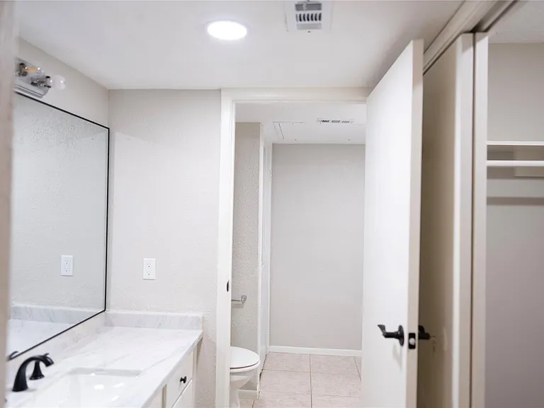 2021 Spenwick Dr #624 — Photo 10