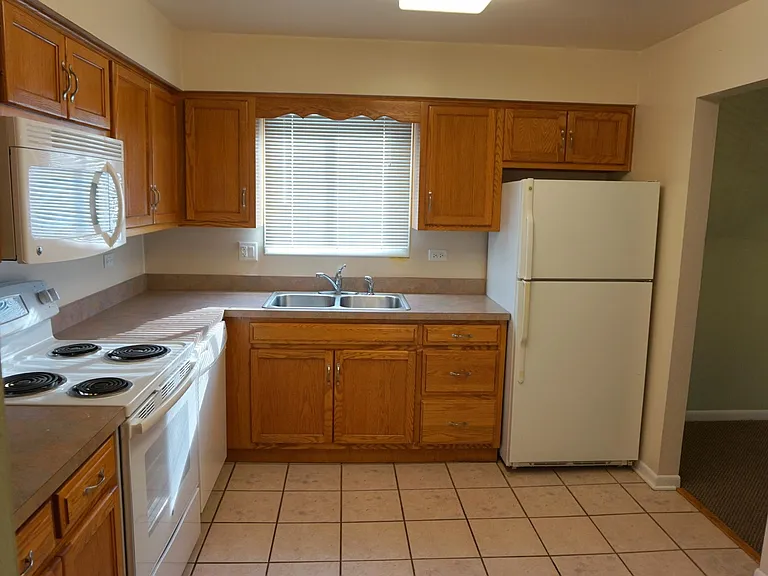 830 Gettysburg Dr — Photo 3