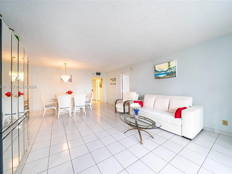 3800 S Ocean Dr #508 — Photo 4