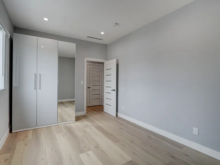 7744 Ostrom Ave — Photo 10