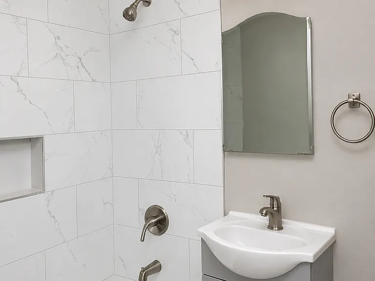 1137 N Bath Ave — Photo 5