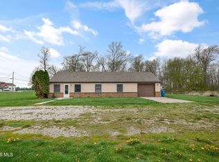 6237 Seaman Rd, Oregon, OH 43616
