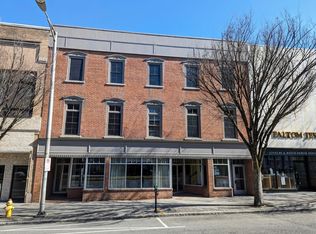 209 Main St APT 3A, Danbury, CT 06810