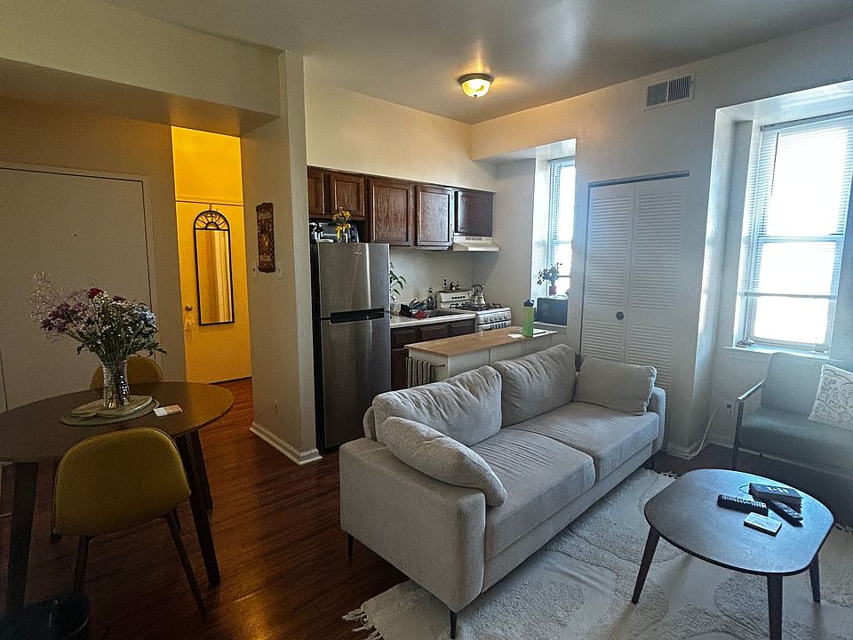 1st image of 800 Florence Ave #B13