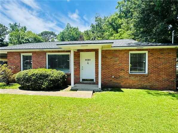 3012 McGough Dr, Mobile, AL 36605