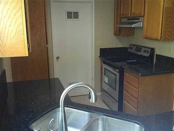 3rd image of 7920 Tanana River Ct
