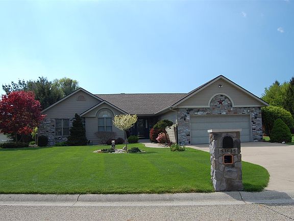2nd image of 53645 Hickory Ln