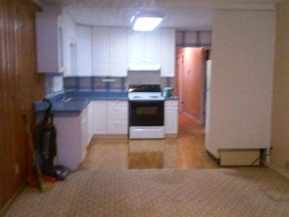 4th image of 575 Cynthia Ln
