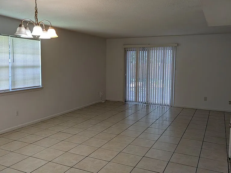 2438 Atlas Rd — Photo 4