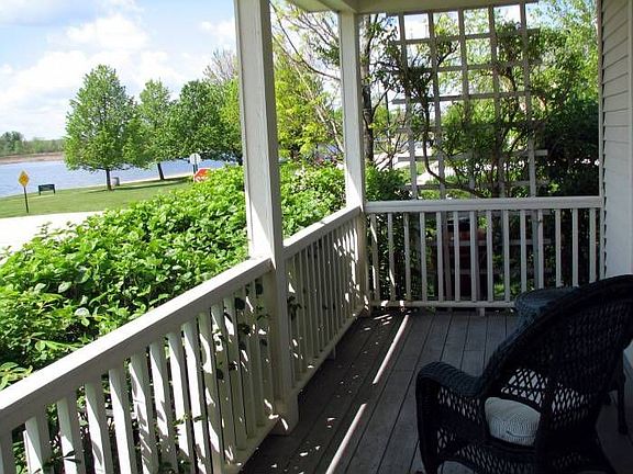 Full Front Porch!