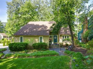 12101 Mountain Laurel Dr, North Chesterfield, VA 23236