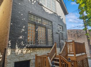 3020 W Bloomingdale Ave, Chicago, IL 60647