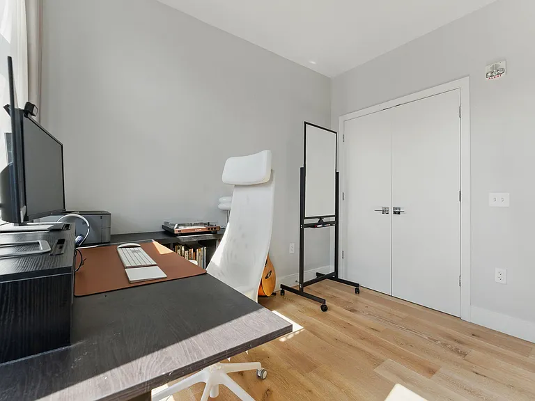 191 Washington St #524 — Photo 21