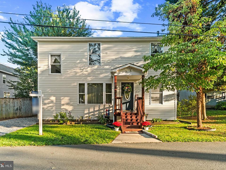 1st image of 386 Laurel Trl