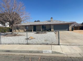 13349 Apple Blossom Ln, Apple Valley, CA 92308
