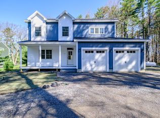 12 Rosewood Dr, Cape Elizabeth, ME 04107