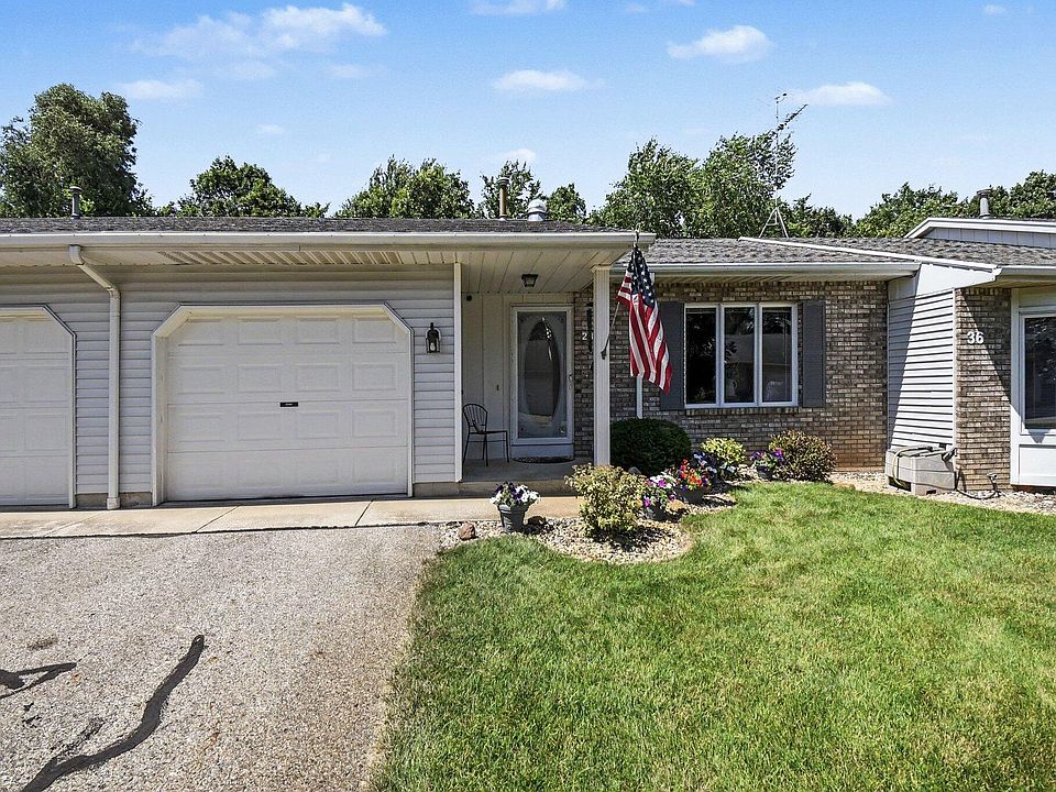 1st image of 2831 Bridgeside Dr SE