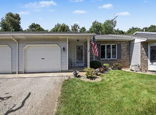 2831 Bridgeside Dr SE, Caledonia, MI 49316