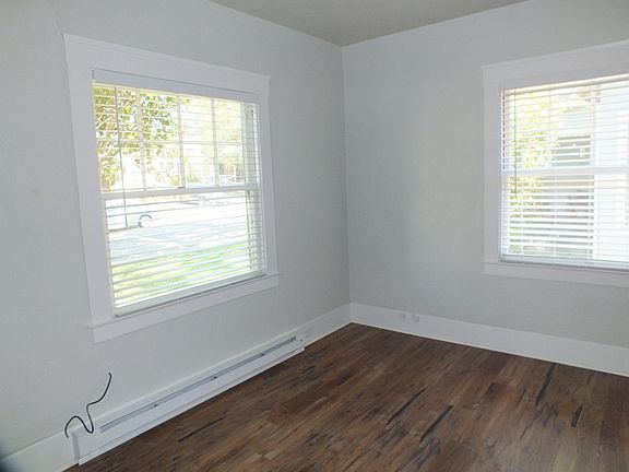 4th image of 4224 East St