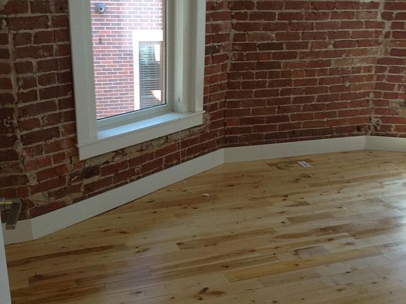 5th image of 1153 N Ogden St APT 201
