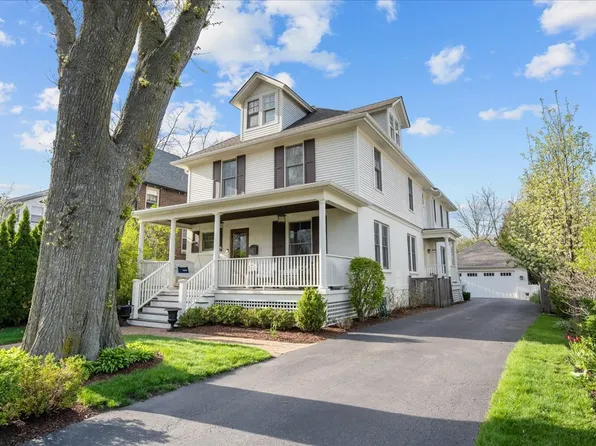 (undisclosed Address), Lake Forest, IL 60045