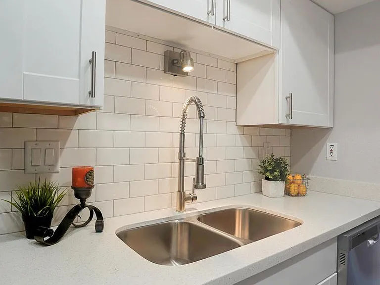 5998 N 78th St #218 — Photo 11
