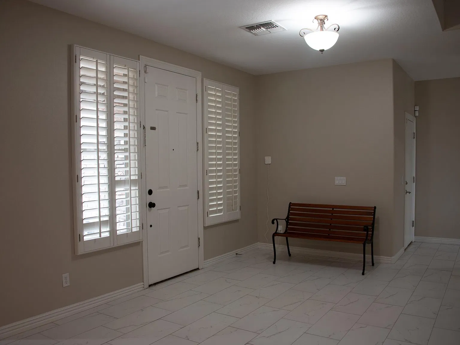 2345 W Andrea Dr — Photo 3