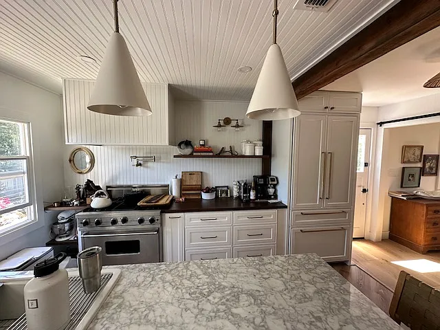 1028 Summit Ave #A — Photo 10