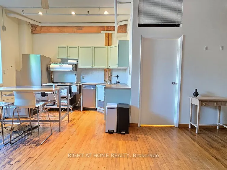 121 Prescott Ave #12 — Photo 23