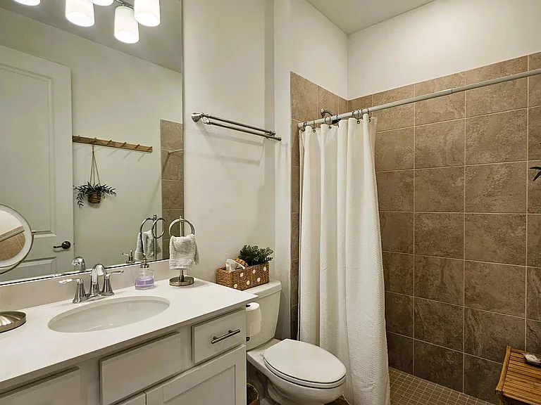 5943 Sunningdale St — Photo 21